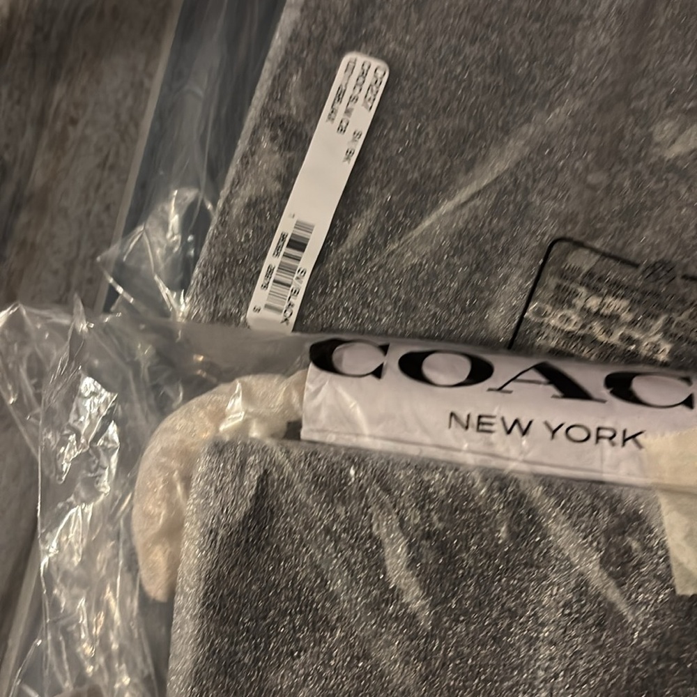 Coach Black Crossbody Bag with embossed shoulder, - Picture 11 of 11